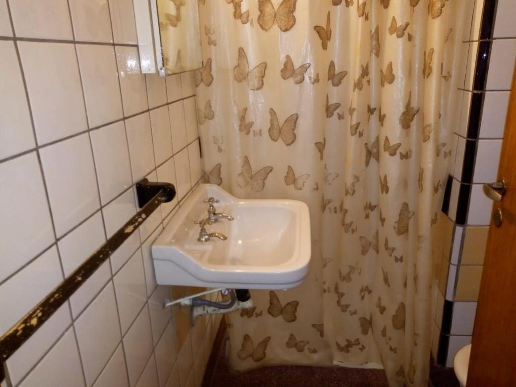 Hostel De Эскель Экстерьер фото